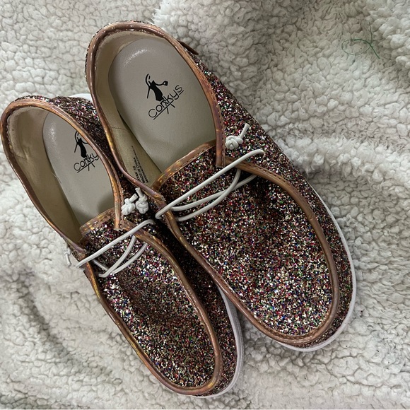 Corky’s shoes - Picture 2 of 4